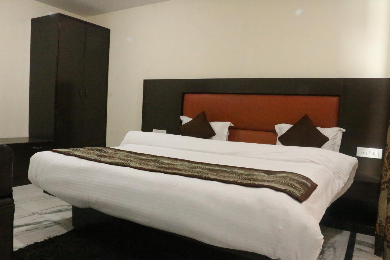 Hôtel New Bharat à Mussoorie Extérieur photo