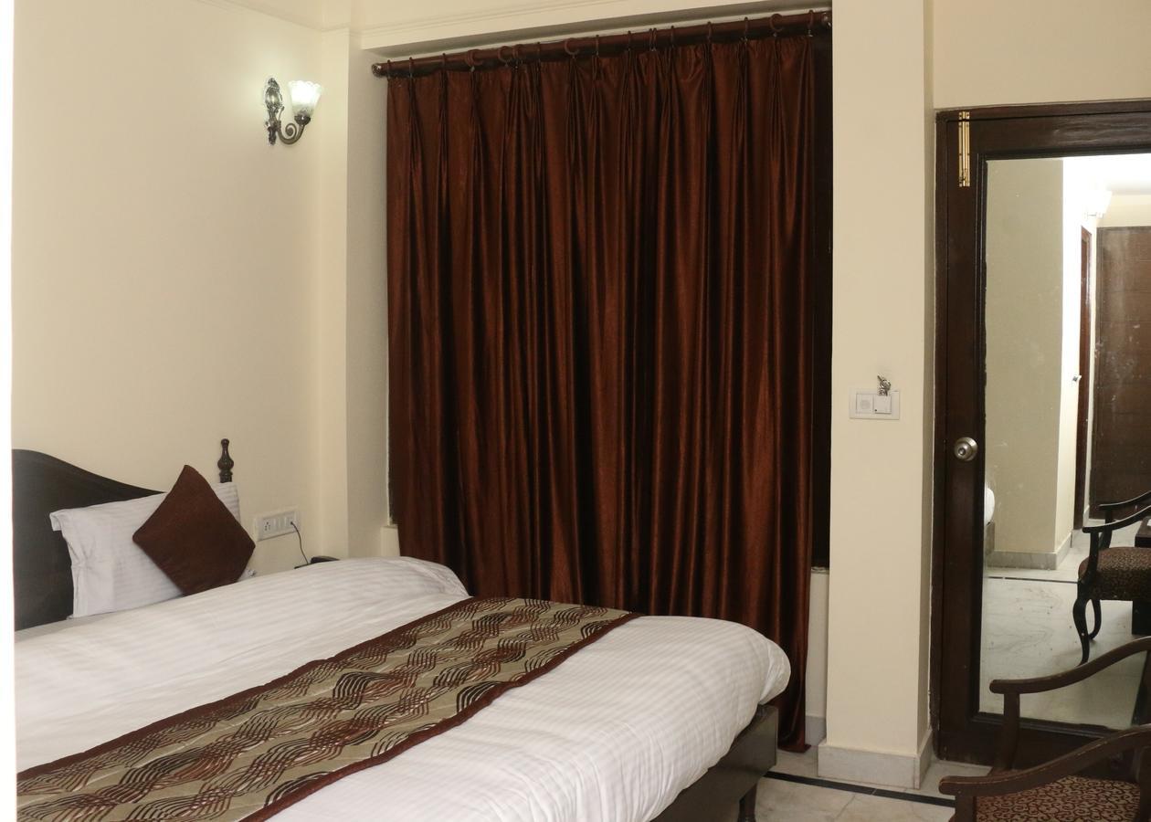 Hôtel New Bharat à Mussoorie Extérieur photo